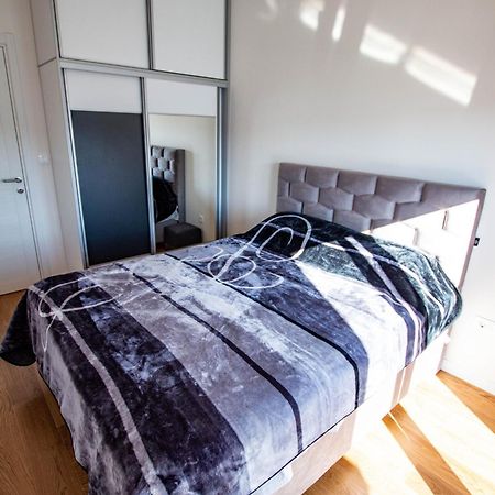 Follow The Sun - 4 Person Apartment Bar Εξωτερικό φωτογραφία