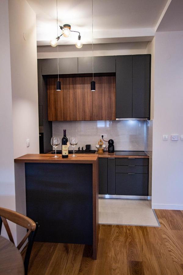 Follow The Sun - 4 Person Apartment Bar Εξωτερικό φωτογραφία