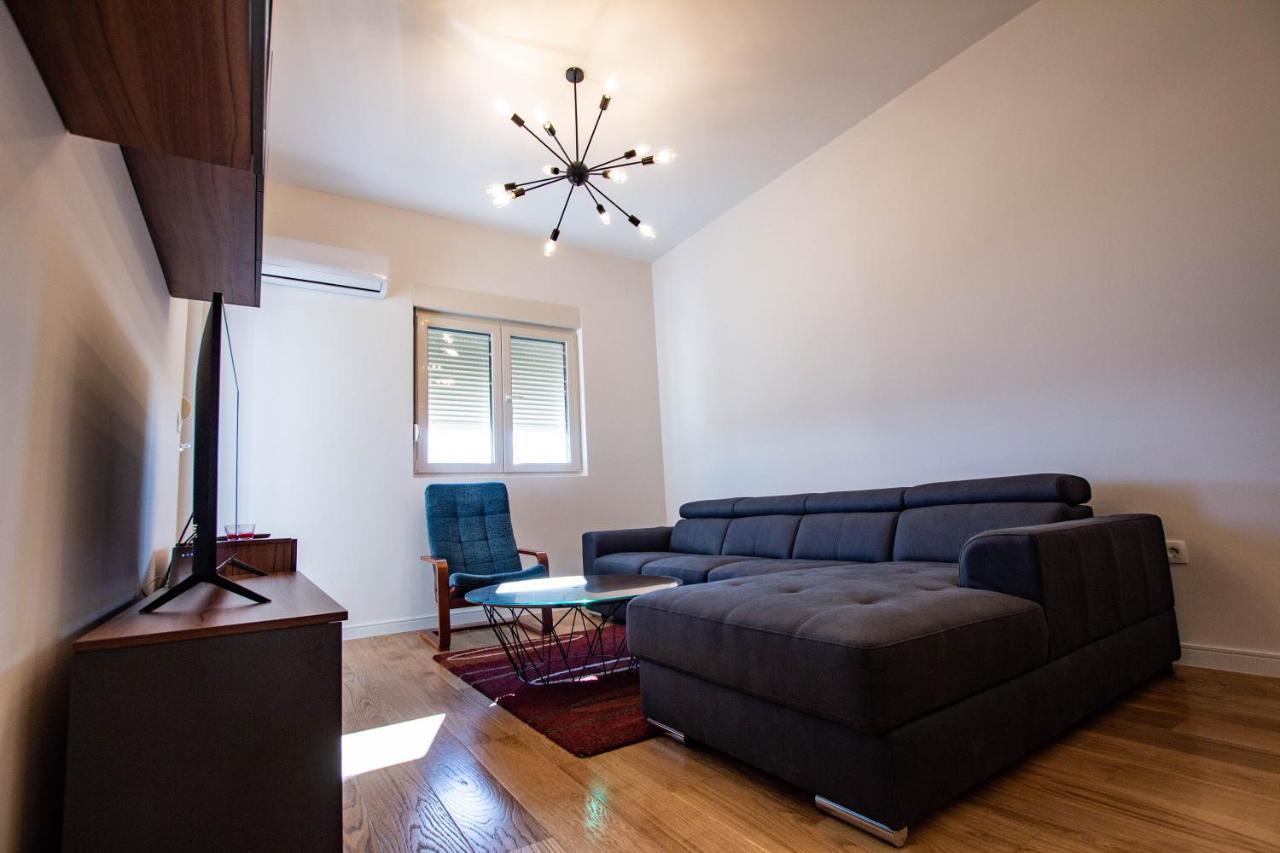 Follow The Sun - 4 Person Apartment Bar Εξωτερικό φωτογραφία